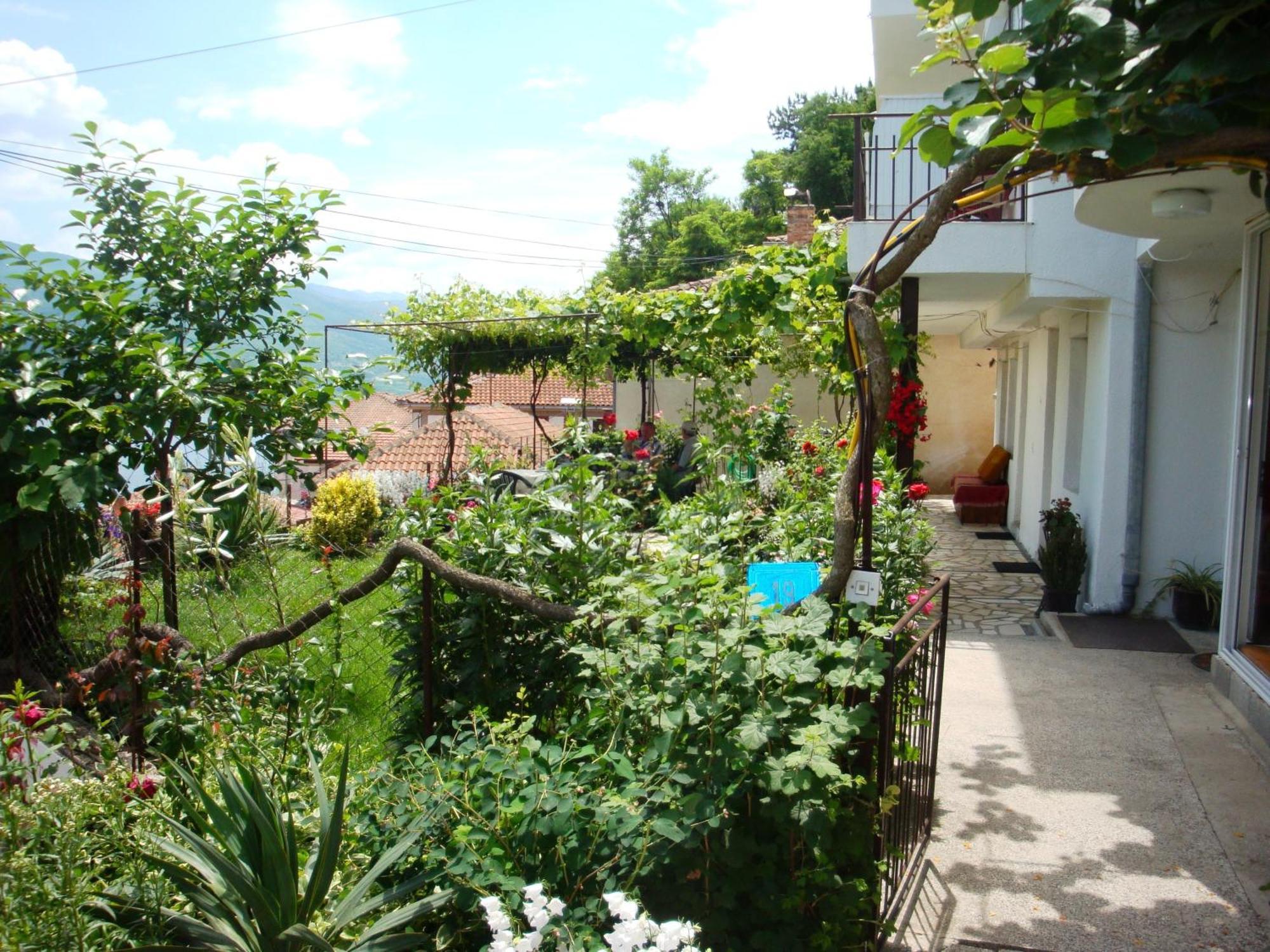 אוהריד Apartments Villa Saray מראה חיצוני תמונה