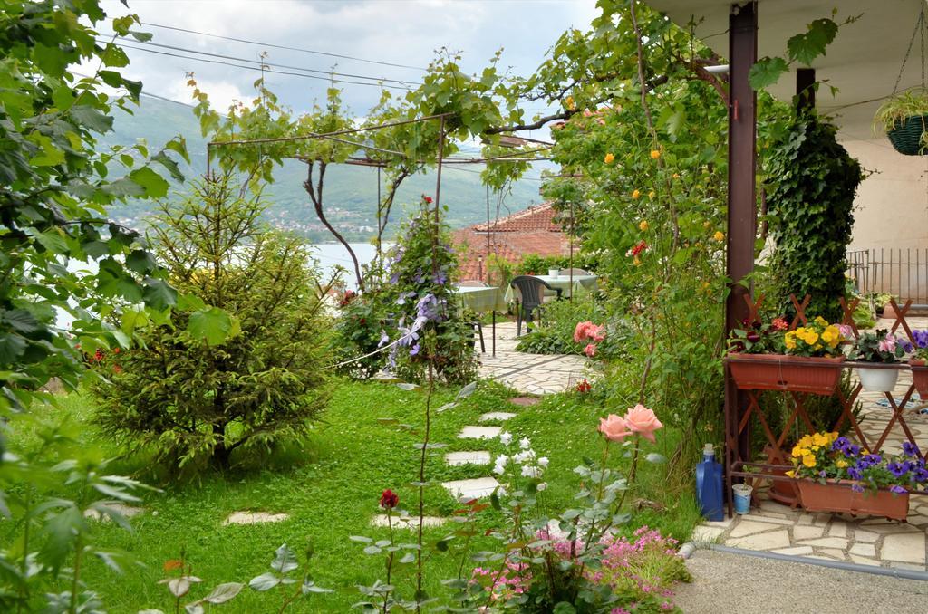 אוהריד Apartments Villa Saray מראה חיצוני תמונה